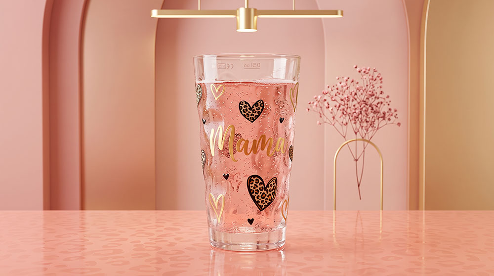 KI Visualisierung Glas Mama